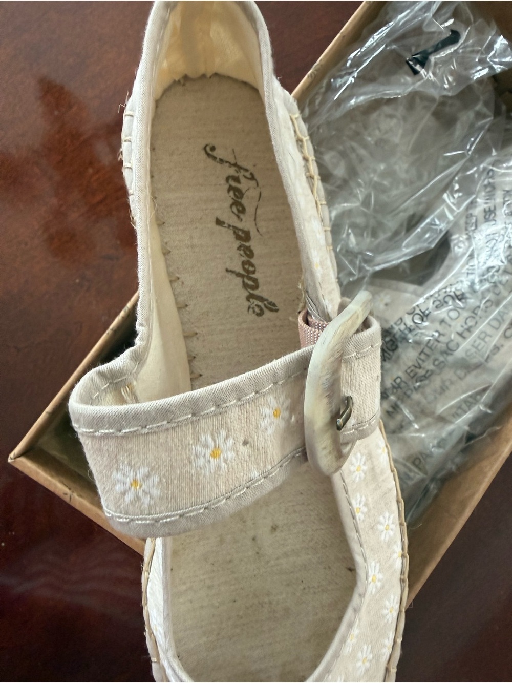 FREE PEOPLE Surfside Daisy Mary Janes / Ecru - Picture 16 of 16